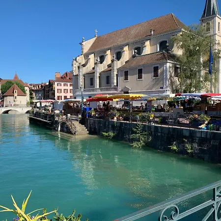 Blue Annecy